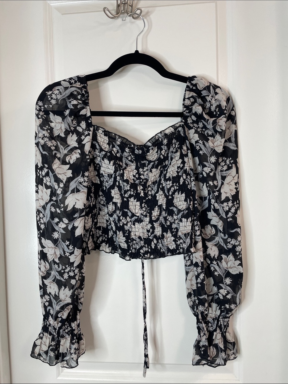 Blush Black & White Floral Smocked Puff-Sleeve Crop Top